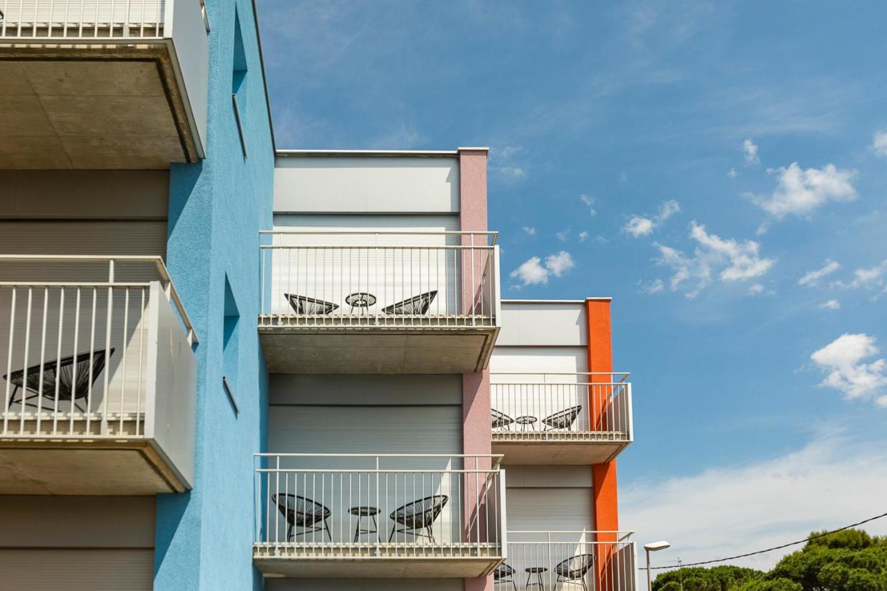 Albana Apartaments Turistics L'Escala Exterior photo