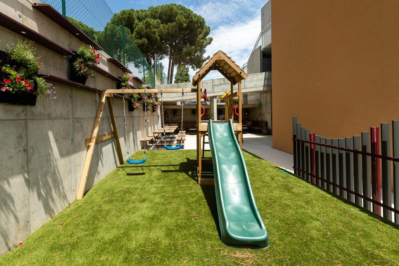 Albana Apartaments Turistics L'Escala Exterior photo