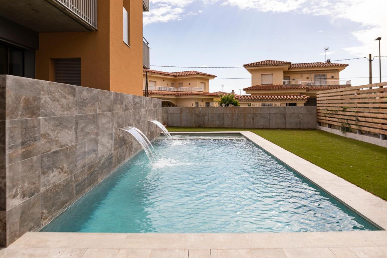 Albana Apartaments Turistics L'Escala Exterior photo